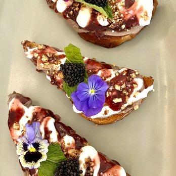 Lantern House Kitchen & Bar - Foie Gras with berry sauce and caviar - Asian Fusion Near Me - Reston, Virginia