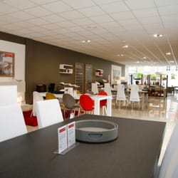 Calligaris Interiors - Tedding store