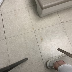 Dedicated Dermatology - Dirty floor