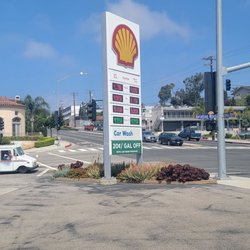 DECEPTIVE gas prices, car wash price not cash price