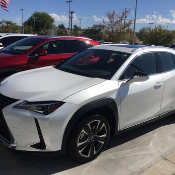 Earnhardt Lexus - 2019 UX250H Eminent White Pearl - Car Dealers Near Me - Phoenix, Arizona Earnhardt Lexus - 2019 UX250H Eminent White Pearl - Car Dealers Near Me - Phoenix, Arizona