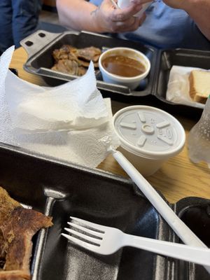 Smokey Pig Bar-B-Q by null
