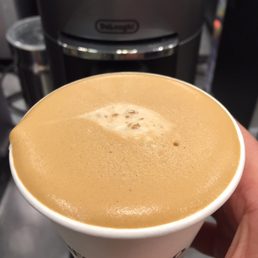 DeLonghi... Nespresso ... kinda impressed ! DeLonghi... Nespresso ... kinda impressed !