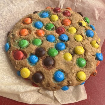 Kessler Baking Studio - M&M Cookie - Desserts Near Me - Dallas, Texas