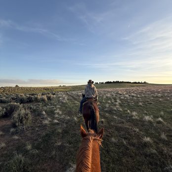 Zion Mountain Ranch - Sunset ride on property with Madison - Guest Houses Near Me - Mount Carmel, Utah