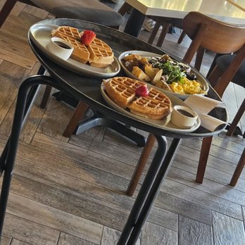 The Local - Sunday brunch goodness - Breakfast & Brunch Near Me - Neptune Beach, Florida