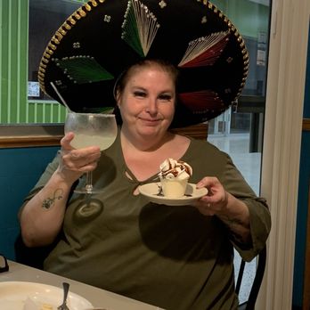 El Portal - Julie celebrates her birthday - Mexican Near Me - Marshalltown, Iowa El Portal - Julie celebrates her birthday - Mexican Near Me - Marshalltown, Iowa