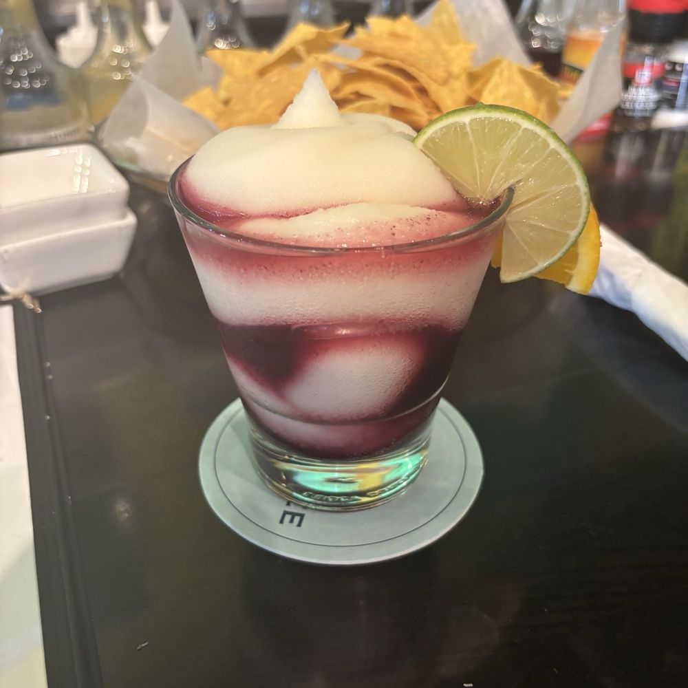 Limón y Sal - Swirl marg $10 - Mexican Near Me - Louisville, Kentucky Limón y Sal - Swirl marg $10 - Mexican Near Me - Louisville, Kentucky