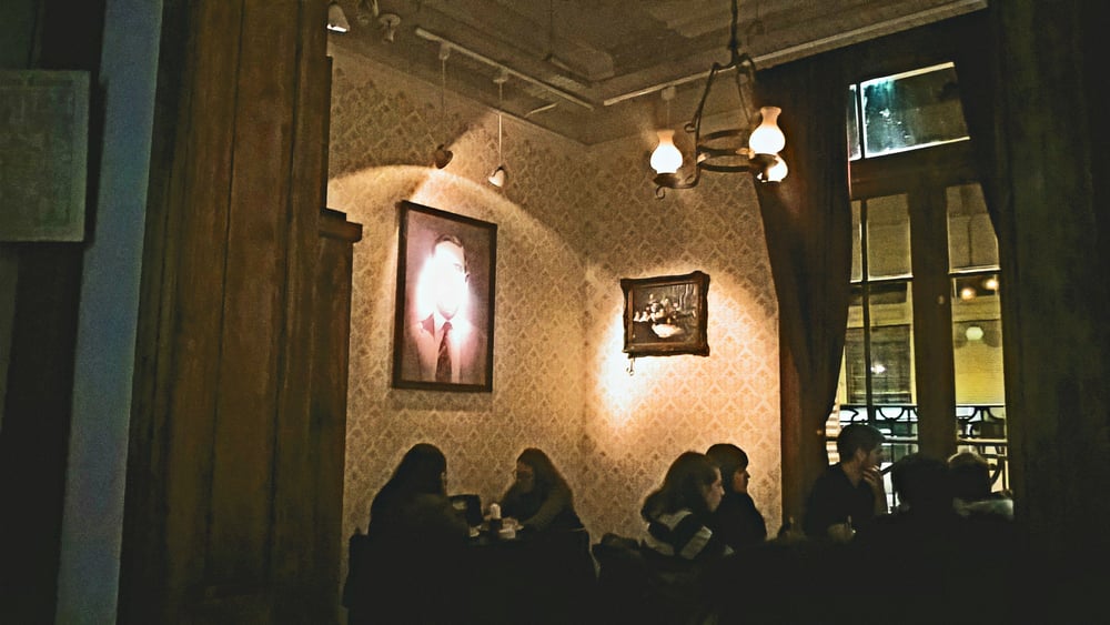 Macabras Cine-Bar