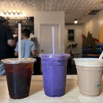Ali’i Coffee - Cold Brew, Ube Latte, and Mint Chocolate Coff-tail - Coffee & Tea Near Me - Honolulu, Hawaii Ali’i Coffee - Cold Brew, Ube Latte, and Mint Chocolate Coff-tail - Coffee & Tea Near Me - Honolulu, Hawaii