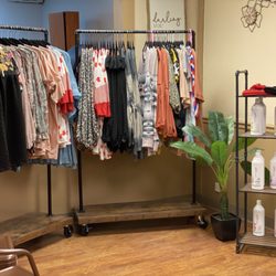 MarShels Hair and Nail Studio - Boutique