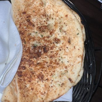 ROOP Chicago Innovative Indian Restaurant & Cocktail Bar - Garlic Naan - Indian Near Me - Chicago, Illinois