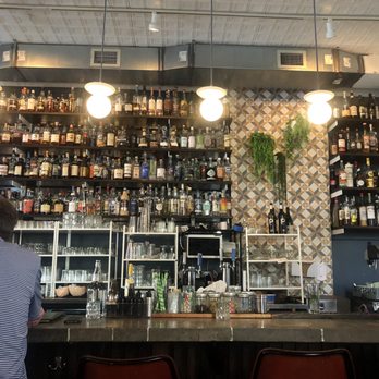 Common Good Cocktail House - The bar - Cocktail Bars Near Me - Glen Ellyn, Illinois
