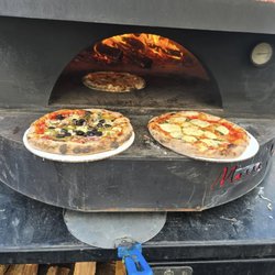 Nick's Pizza - Hot out the fire