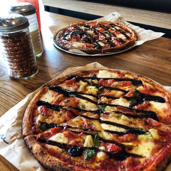 Blaze Pizza - Fast Food Near Me - Orem, Utah