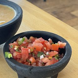 Locales Tacos y Tequila - Side of Pico