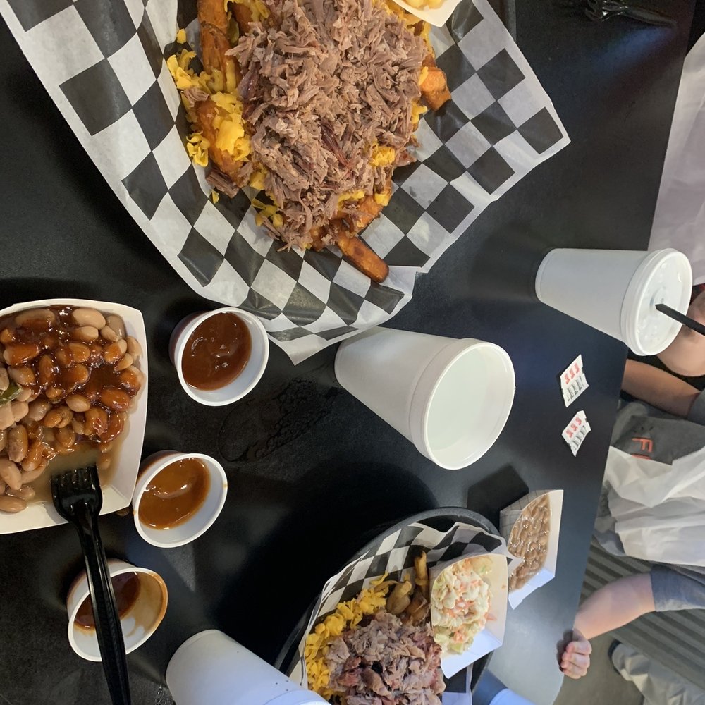 Big Jake's Bar-B-Que - ows a table full of food - Barbeque Near Me - Texarkana, Texas