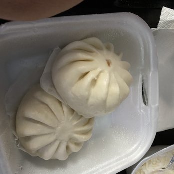 The Jade Restaurant - 3 Steamed Pork Buns, wife liked them but I didn't like the flavor. Soft pork inside a nicely soft yet dense bun. - Chinese Near Me - Visalia, California The Jade Restaurant - 3 Steamed Pork Buns, wife liked them but I didn't like the flavor. Soft pork inside a nicely soft yet dense bun. - Chinese Near Me - Visalia, California