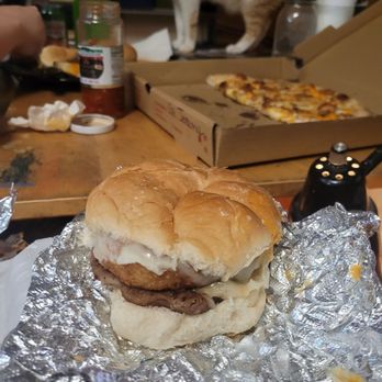Penny's Carryout - Cheeseburger - Chicken Wings Near Me - Dundalk, Maryland Penny's Carryout - Cheeseburger - Chicken Wings Near Me - Dundalk, Maryland