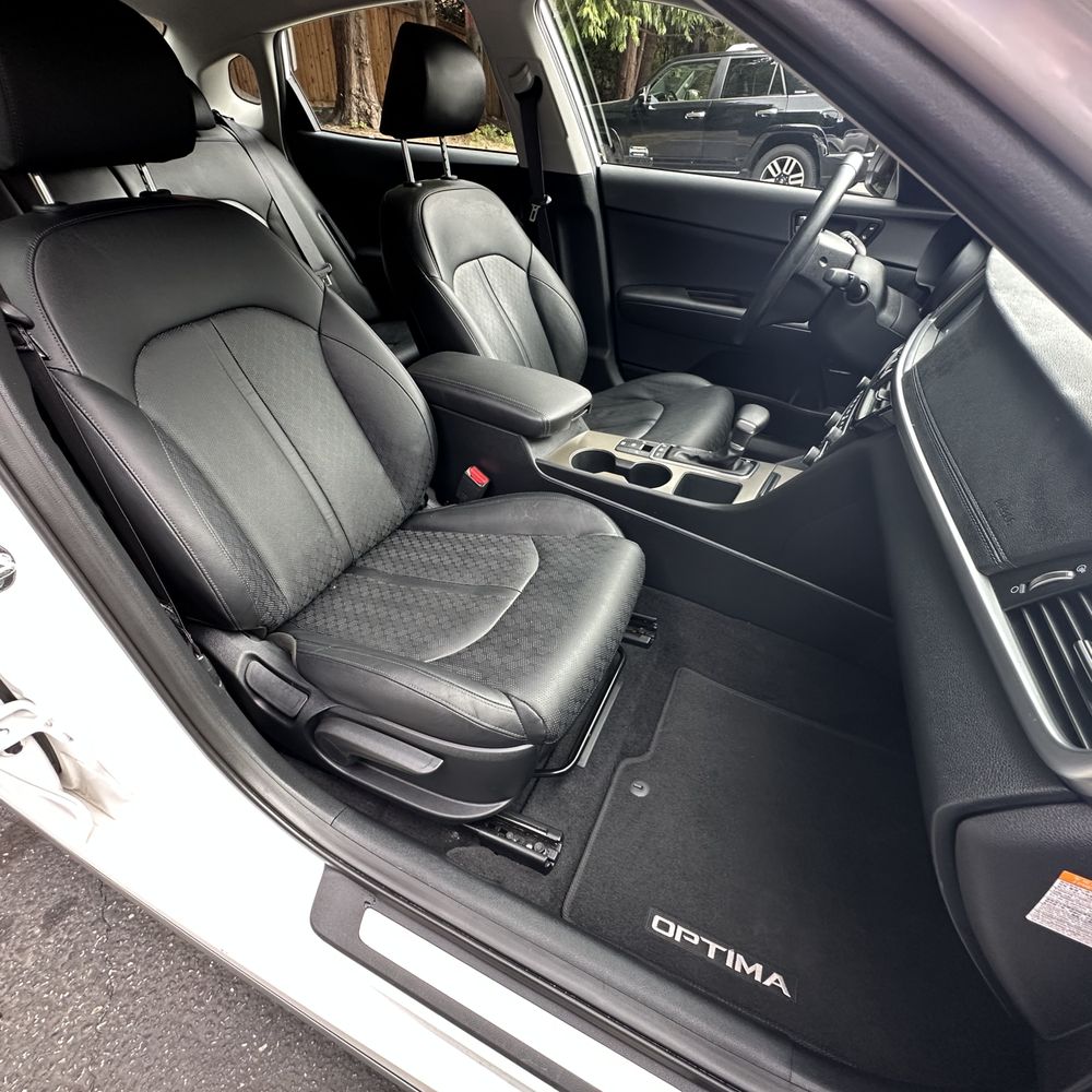 Elite Mobile Detailing - Interior cleaning - lots of work done - Auto Detailing Near Me Elite Mobile Detailing - Interior cleaning - lots of work done - Auto Detailing Near Me