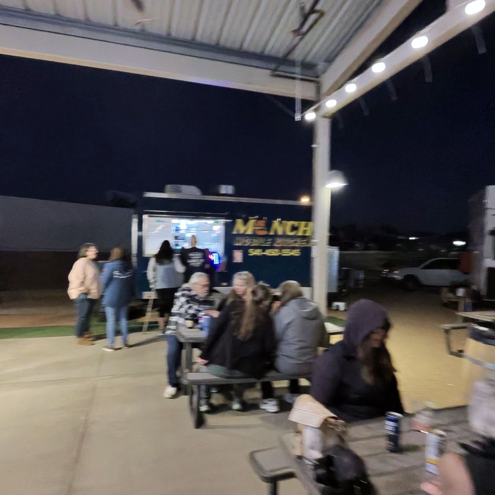Hava Bite - Seating - Sushi Bars Near Me - Lake Havasu City, Arizona Hava Bite - Seating - Sushi Bars Near Me - Lake Havasu City, Arizona