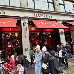 Hamleys - Paradise on Regent St