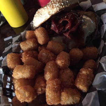 Quarry House Tavern - Bacon, BBQ & Swiss burger sans lettuce, tomato and red onion. I did add grilled onion to it tho and it was awesome. - Dive Bars Near Me - Silver Spring, Maryland
