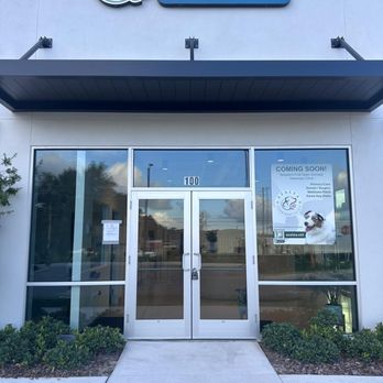 Azalea Veterinary Clinic - Exterior - Veterinarians Near Me - Apopka, Florida Azalea Veterinary Clinic - Exterior - Veterinarians Near Me - Apopka, Florida
