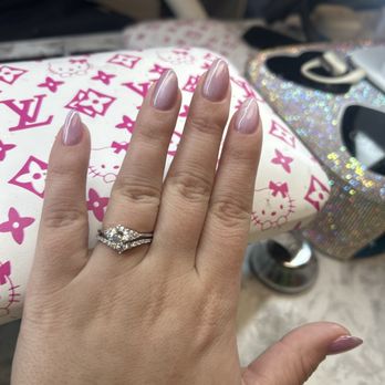 Olympus Nails - Stunning nails by Sarah - Nail Salons Near Me - Peculiar , Missouri