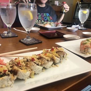 Gold Taste - Pineapple Princess and Salmon Deluxe - Sushi Bars Near Me - Williamsburg, Virginia