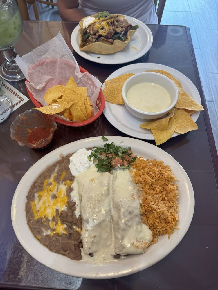 Food from El Tequila