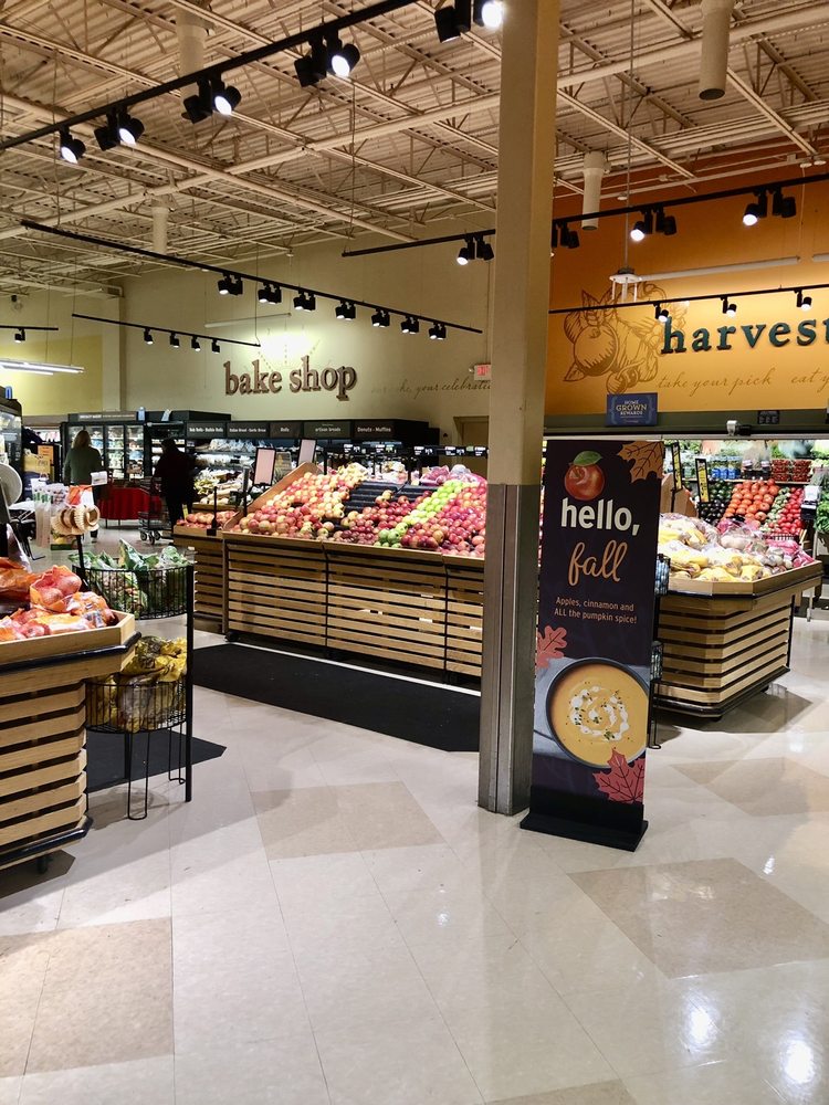 Hannaford Super Market & Pharmacy Logo