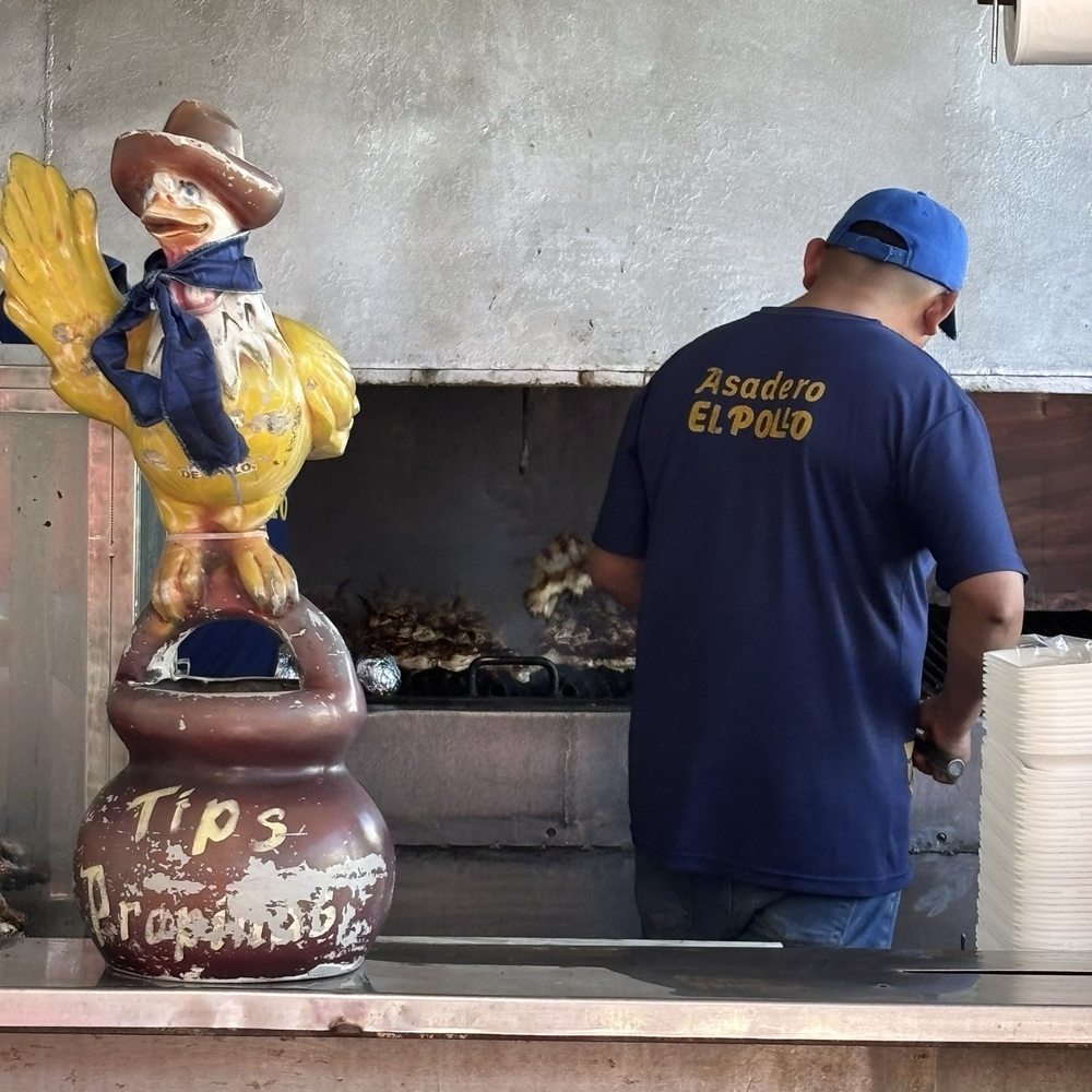 Asadero el Pollo - Fresh chicken grilling - Spanish Near Me - Playa del Carmen, ROO Asadero el Pollo - Fresh chicken grilling - Spanish Near Me - Playa del Carmen, ROO