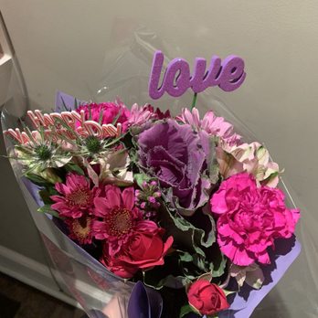 Brookside Garden Center & Florist - Valentine's Day bouquet - Florists Near Me - Bloomfield, New Jersey