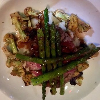 The Queen Vic - Steak, asparagus, cauliflower and mashed potatoes. The perfect dish. - Pubs Near Me - Washington, DC, District of Columbia The Queen Vic - Steak, asparagus, cauliflower and mashed potatoes. The perfect dish. - Pubs Near Me - Washington, DC, District of Columbia