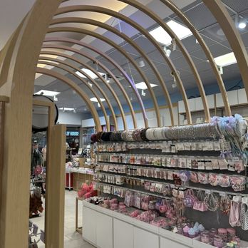 Rumi Life - Interior - Cosmetics & Beauty Supply Near Me - Hanover, Maryland