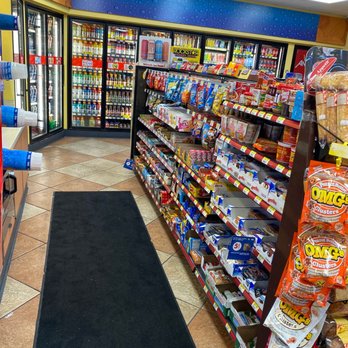 Shell - Looks awesome - Gas Stations Near Me - Pomona, California