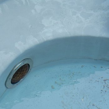 Showtime Pools - Horrible - Pool Cleaners Near Me - Los Angeles, California