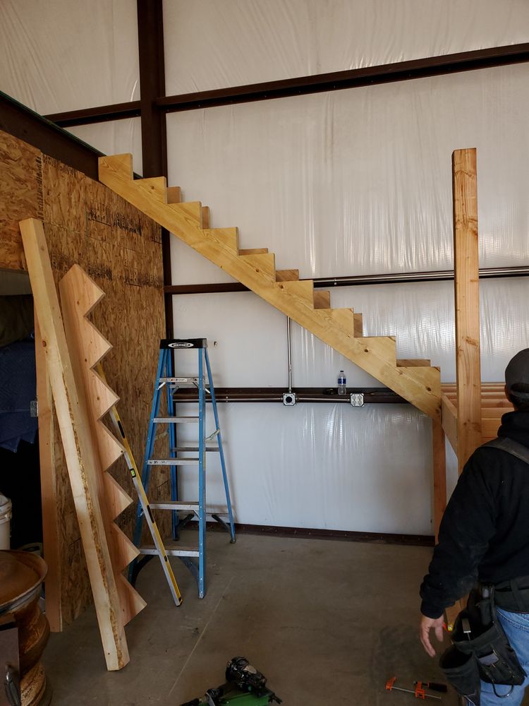 Slide of Puentes Roofing and Construction