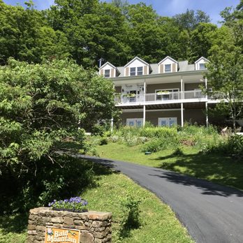 Bald Mountain House - Bald Mountain House - Bed & Breakfast Near Me - Mars Hill, North Carolina