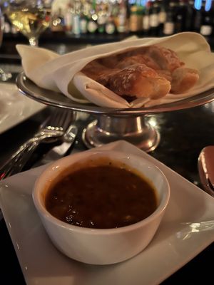Caruso's by null