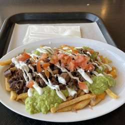 La Enchilada Mexican Food - Nacho fries - asada and cabeza split