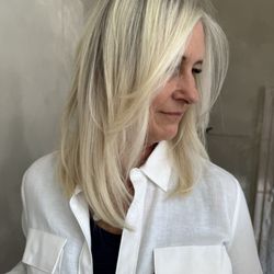 Ardor+Grit by Sarah Huff - Blonde hair extensions and blonding