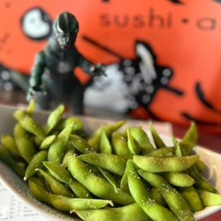 Kanpai Sushi & Asian Bistro