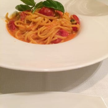 Life - Pasta dish, very good--perfect size - Italian Near Me - Rome, RM Life - Pasta dish, very good--perfect size - Italian Near Me - Rome, RM