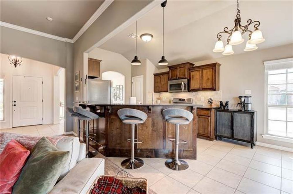 Slide of Invincible services