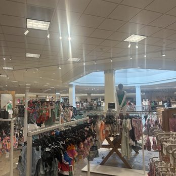 Nordstrom Scottsdale Fashion Square - Department Stores Near Me - Scottsdale, Arizona