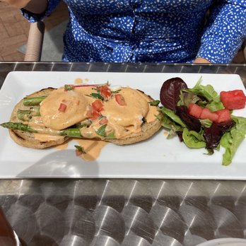 Bizou - Asparagus eggs Benedict - Breakfast & Brunch Near Me - Charlottesville, Virginia Bizou - Asparagus eggs Benedict - Breakfast & Brunch Near Me - Charlottesville, Virginia