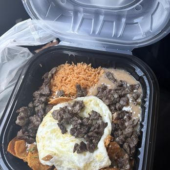 El Camino Cafe - chilaquiles rojos with asada - Mexican Near Me - Tustin, California