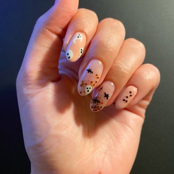 Lumi Nail Studio - Nail Salons Near Me - Pasadena, California